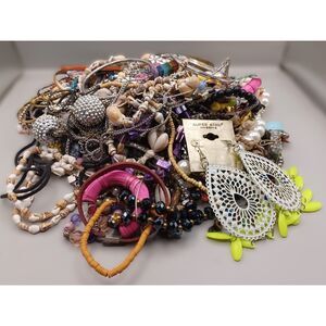 4lbs of Assorted Designer, Colors, Styles Jewelry Necklaces, Bracelets, Earrings